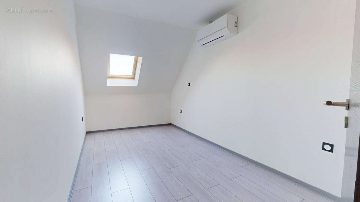 Appartement à BURGILLE