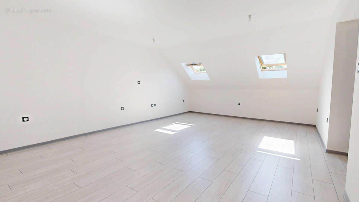 Appartement à BURGILLE