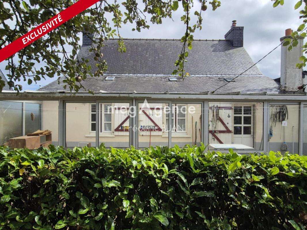 Maison à PLOUGUIEL