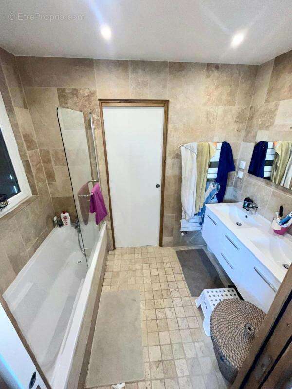 Maison à LE BLANC-MESNIL