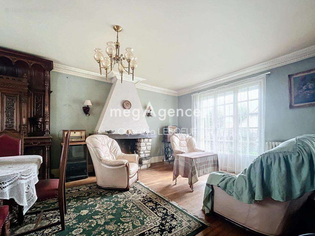 Maison à PORCHEVILLE