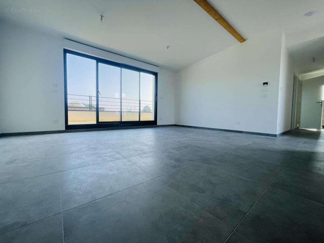 Appartement à TIGNIEU-JAMEYZIEU