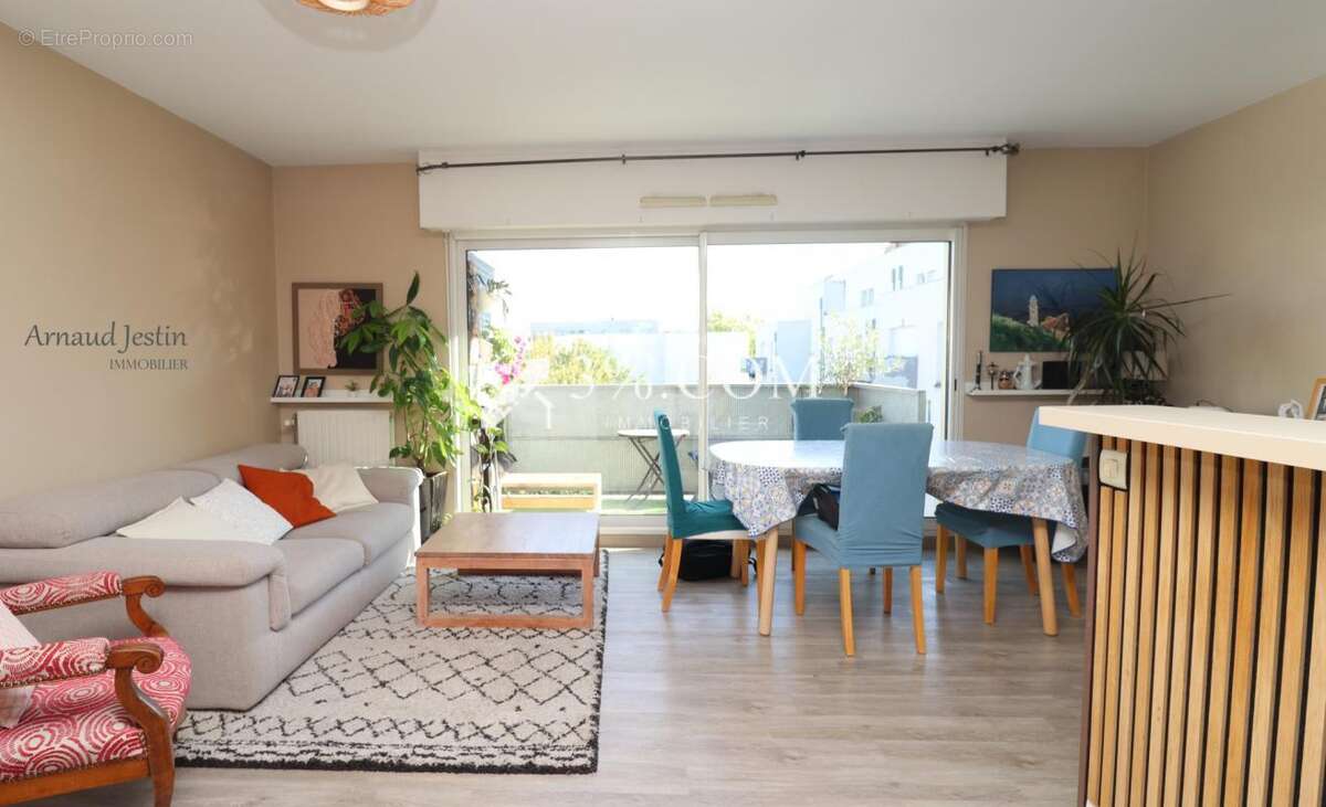 Appartement à SAINT-JACQUES-DE-LA-LANDE