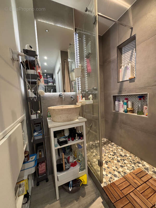 Appartement à PARIS-19E