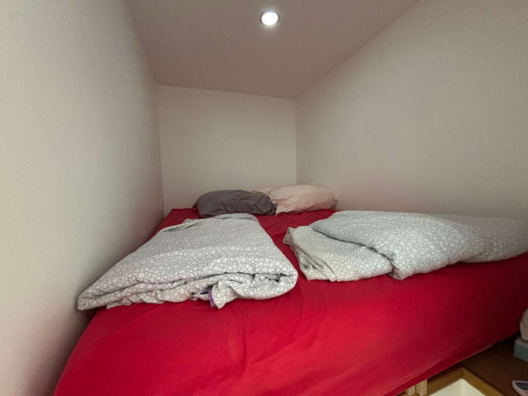Appartement à PARIS-19E
