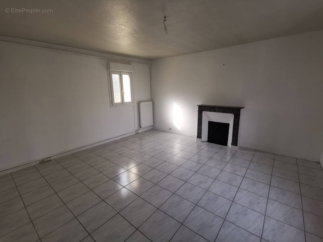 Maison à LA SUZE-SUR-SARTHE