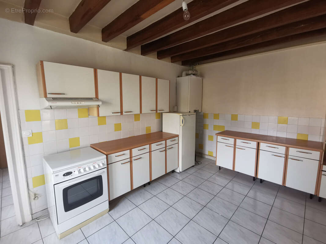 Maison à LA SUZE-SUR-SARTHE