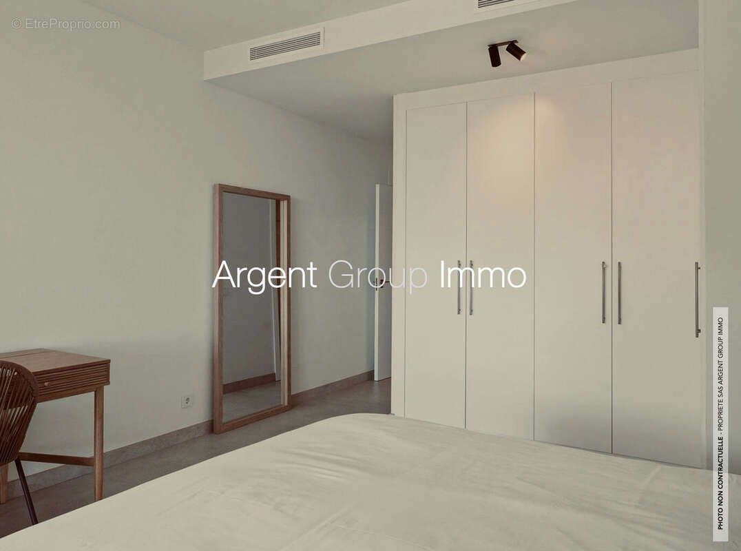 Appartement à HYERES