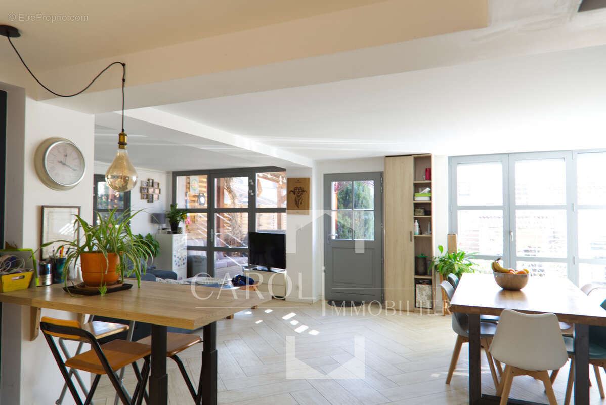 Appartement à ANNECY-LE-VIEUX