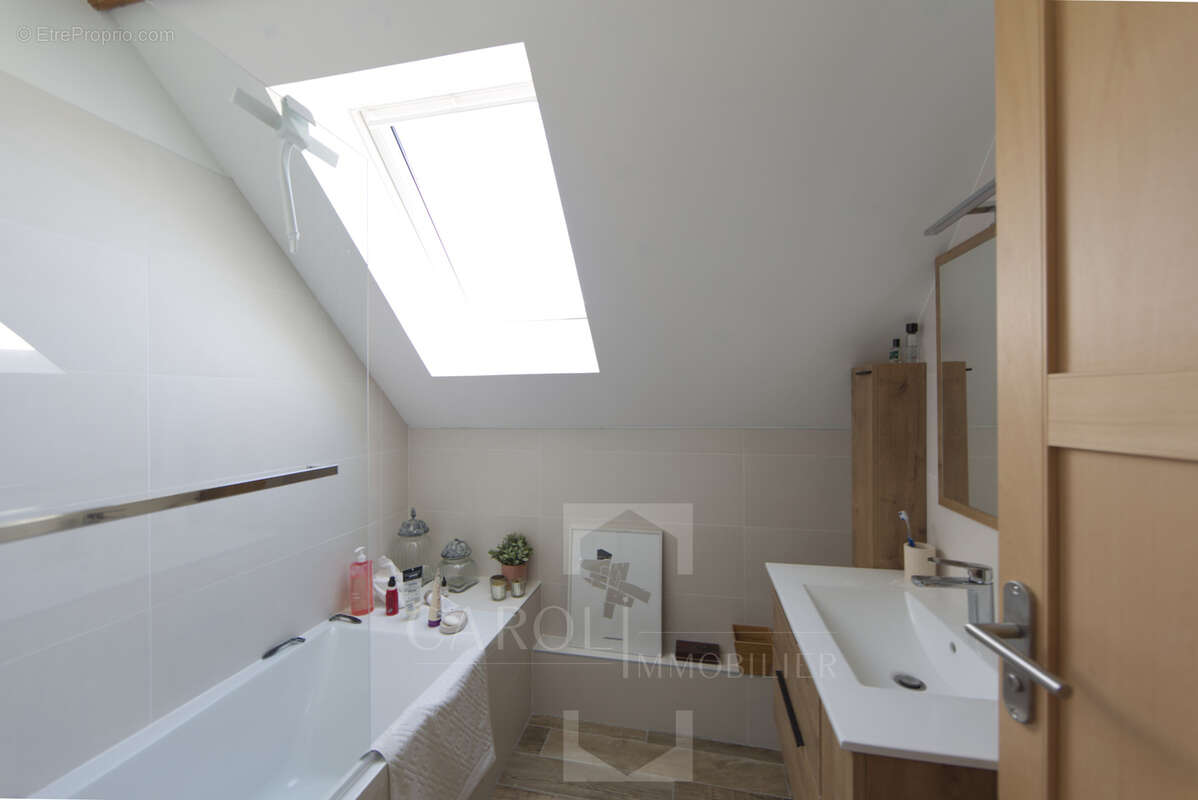 Appartement à ANNECY-LE-VIEUX