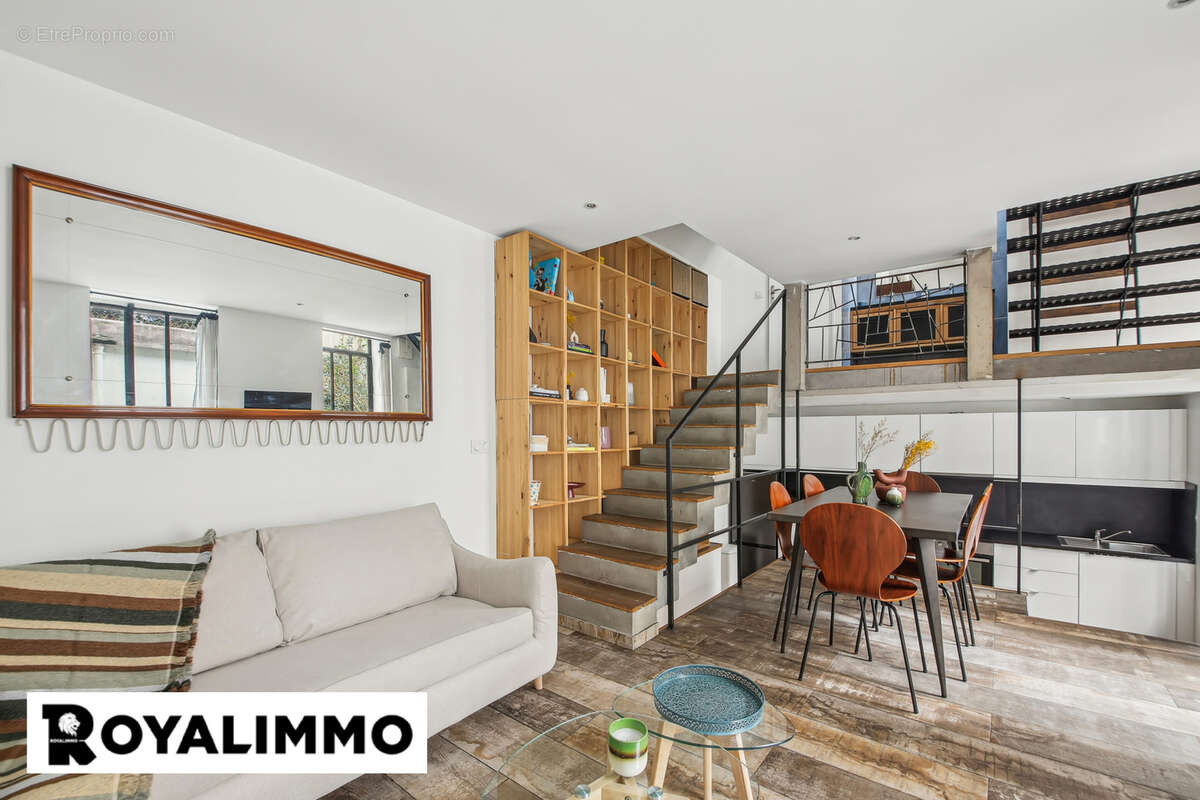 Appartement à PARIS-14E