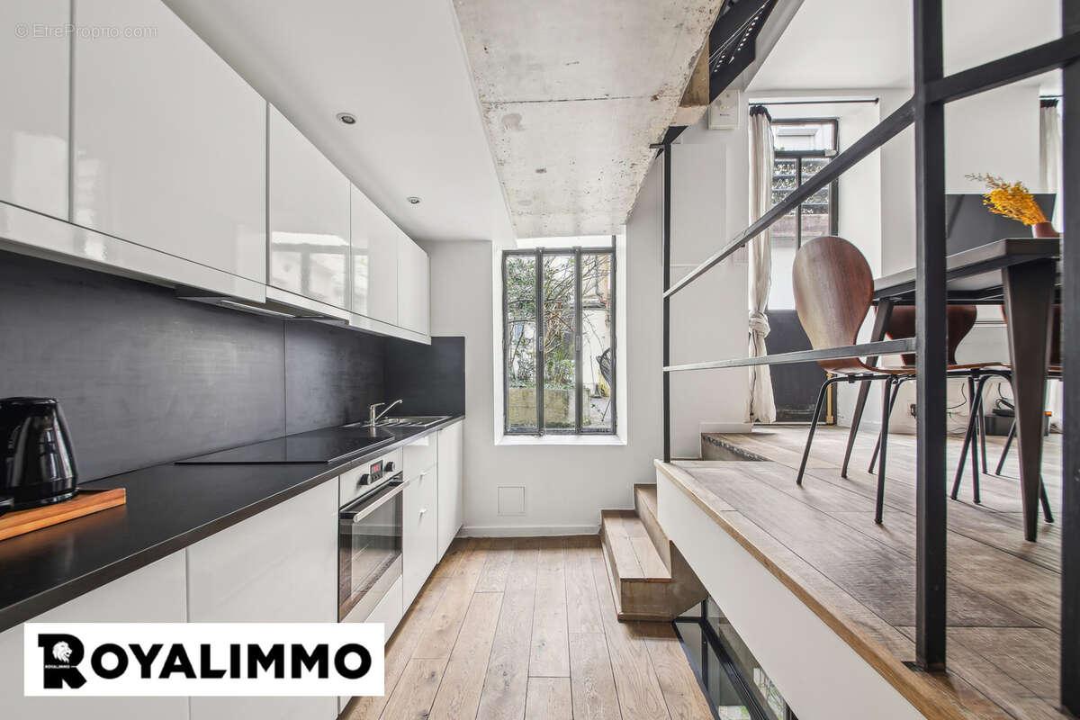 Appartement à PARIS-14E