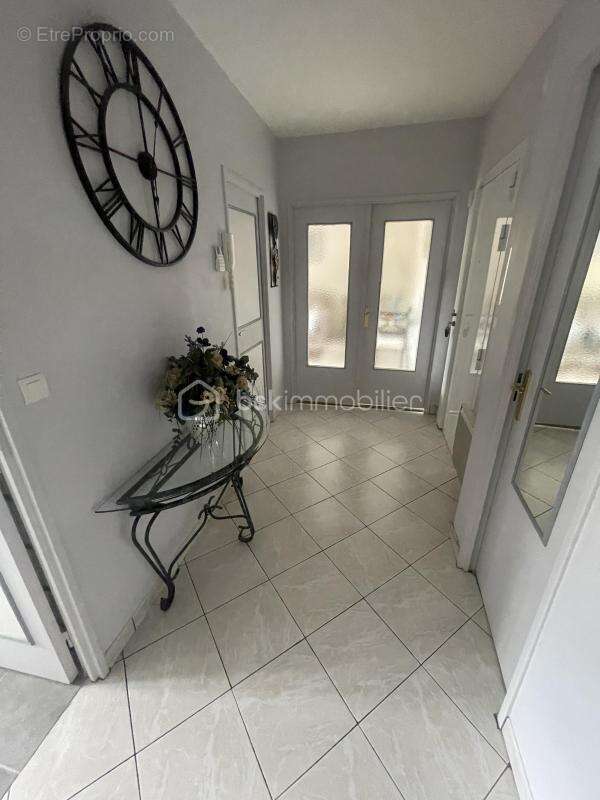 Appartement à BOISSY-SAINT-LEGER