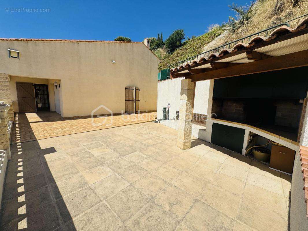 Maison à CORNEILHAN