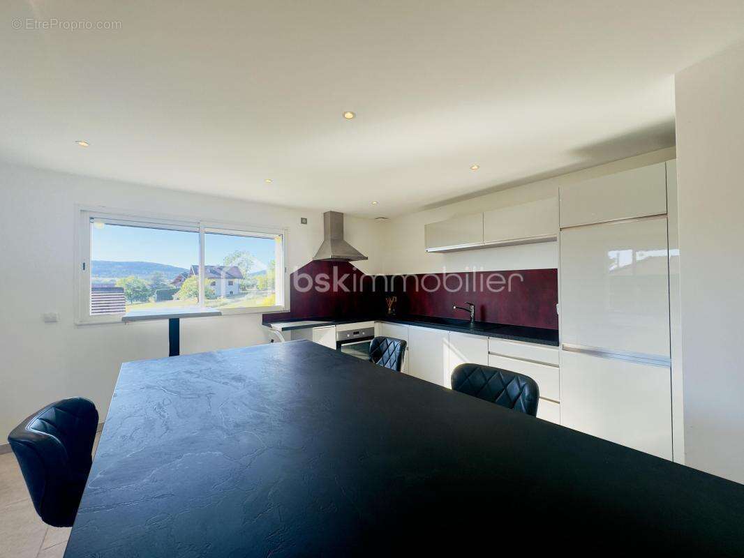 Maison à SAINT-MARTIN-BELLEVUE