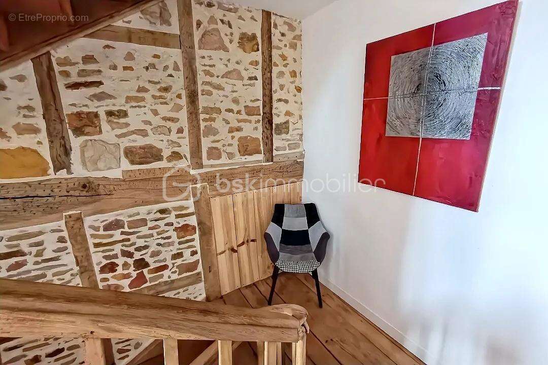 Maison à OGEU-LES-BAINS