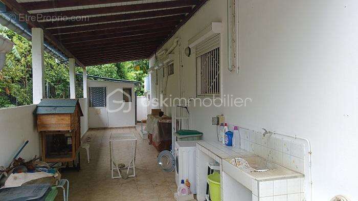 Maison à BASSE-TERRE