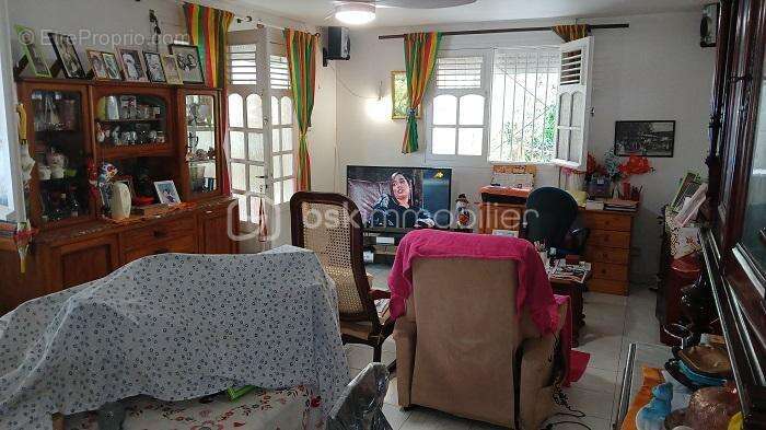 Maison à BASSE-TERRE