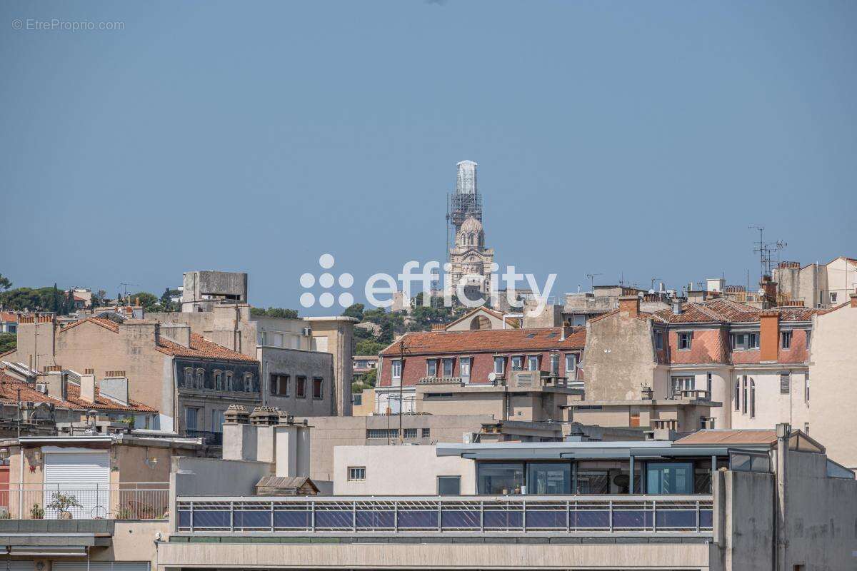 Appartement à MARSEILLE-8E