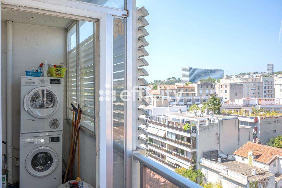 Appartement à MARSEILLE-8E