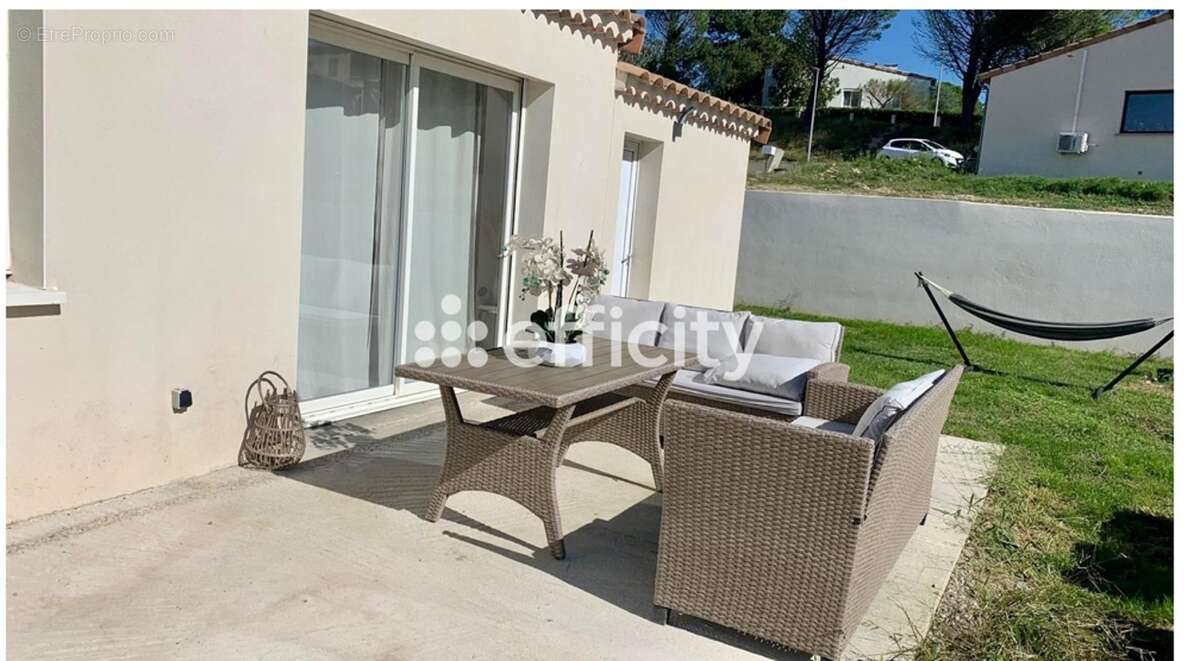 Maison à LES TOURRETTES