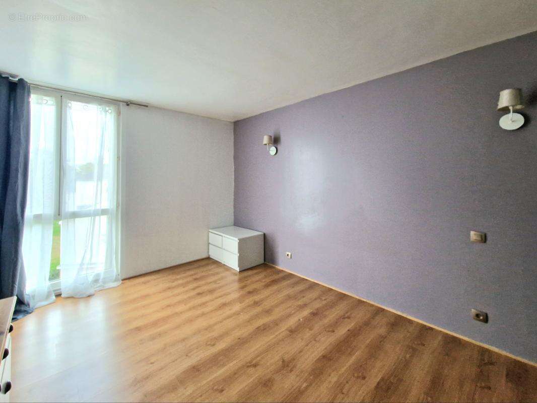 Appartement à LE PLESSIS-TREVISE