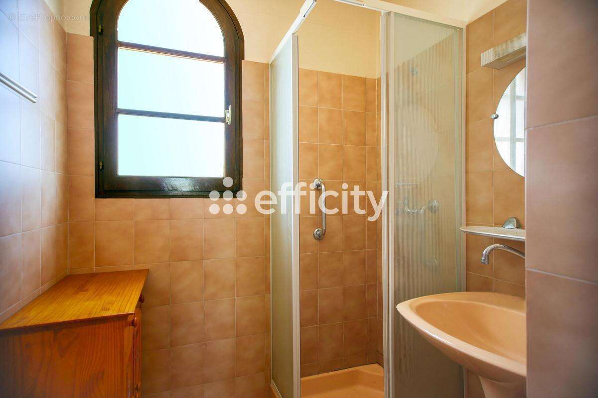 Maison à L&#039;AIGUILLON-SUR-VIE