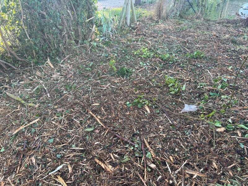 Terrain à SAINT-PIERRE-LES-ELBEUF