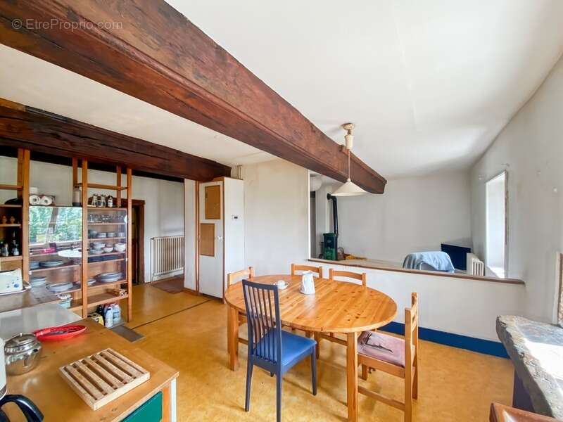 Maison à SAINT-PIERRE-LE-VIEUX