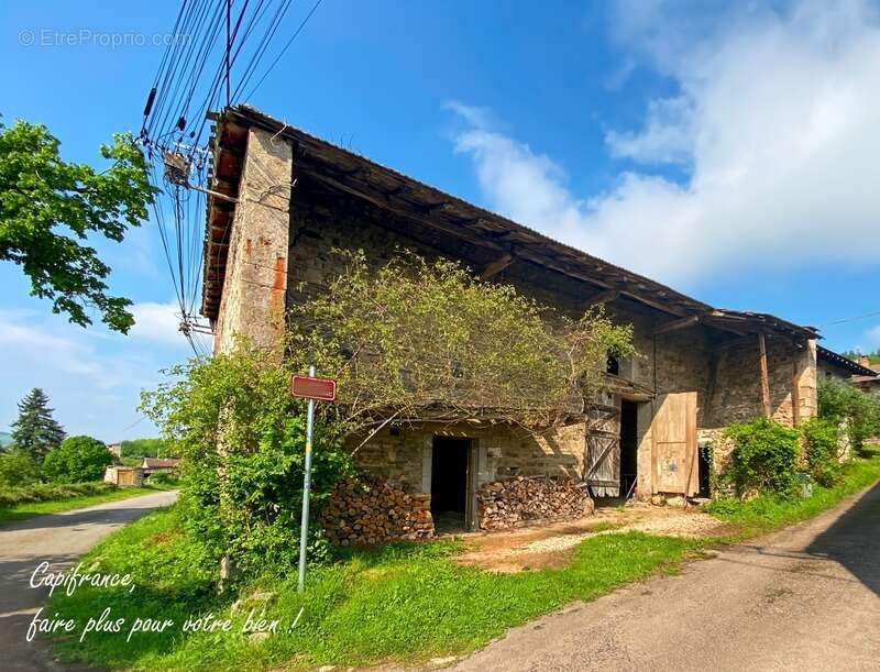 Maison à SAINT-PIERRE-LE-VIEUX