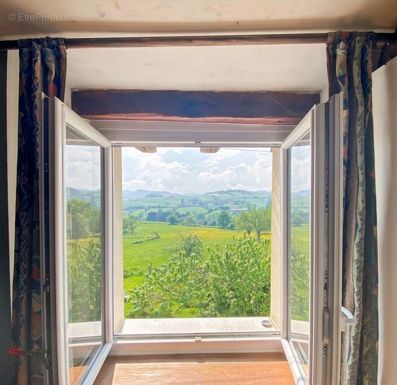 Maison à SAINT-PIERRE-LE-VIEUX