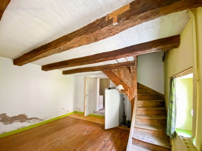 Maison à SAINT-PIERRE-LE-VIEUX