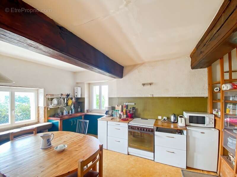 Maison à SAINT-PIERRE-LE-VIEUX