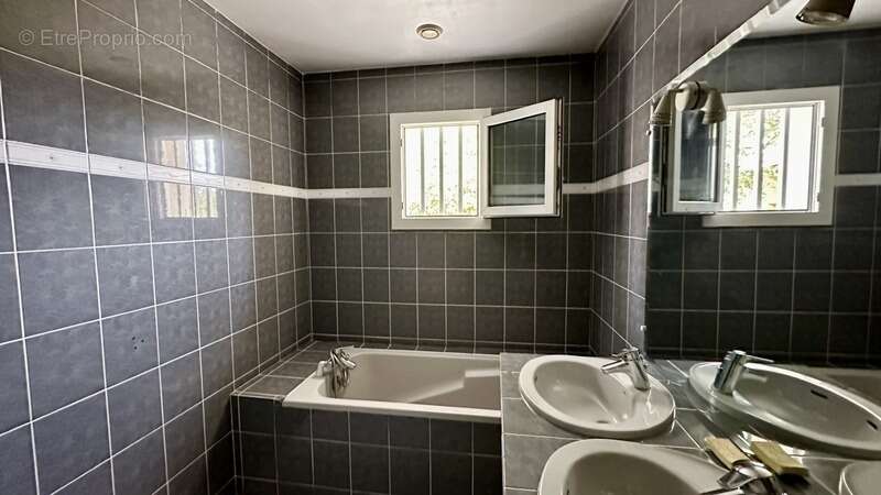 Maison à MARTIGNAS-SUR-JALLE