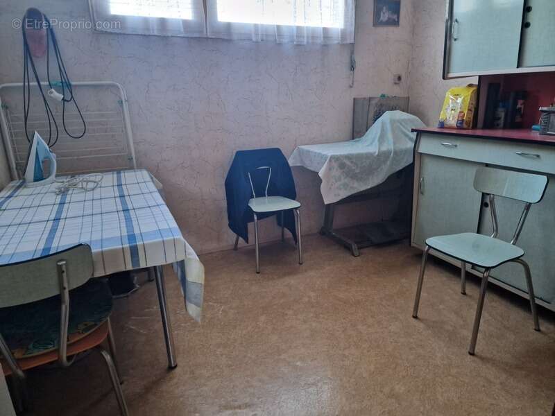 Maison à CONTREXEVILLE