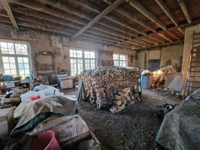 Maison à CONTREXEVILLE