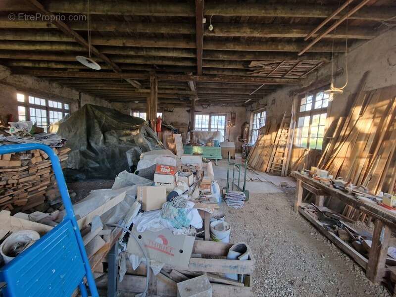 Maison à CONTREXEVILLE