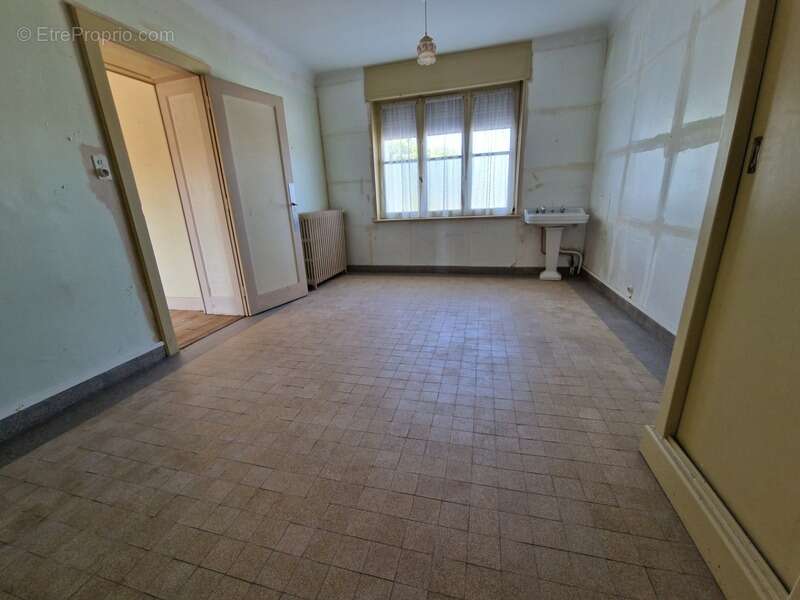 Maison à CHARMES