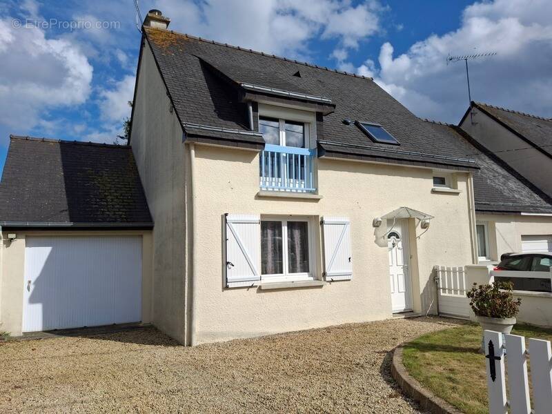Maison à PLEINE-FOUGERES