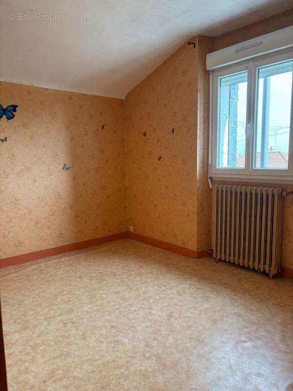 Maison à SABLE-SUR-SARTHE