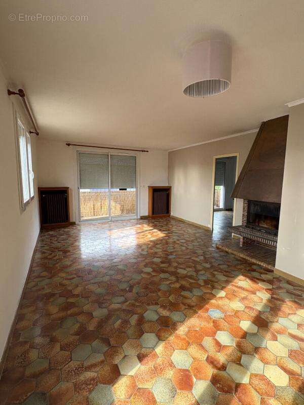 Maison à SABLE-SUR-SARTHE