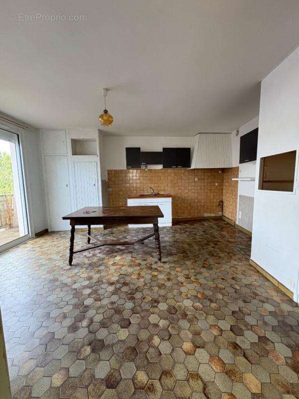 Maison à SABLE-SUR-SARTHE