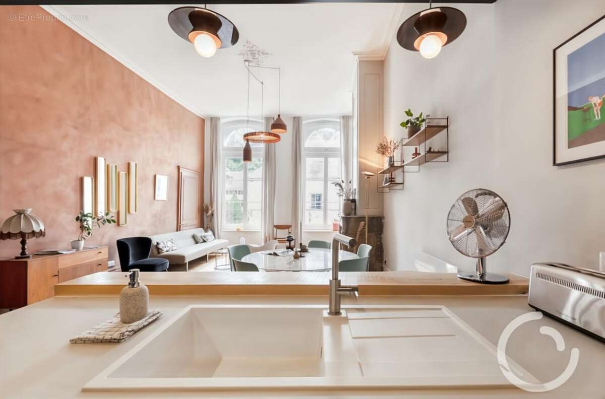 Appartement à SALINS-LES-BAINS