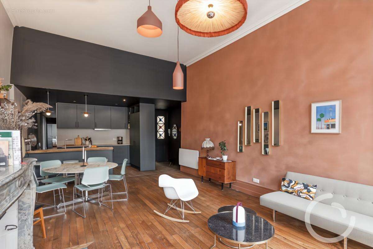 Appartement à SALINS-LES-BAINS