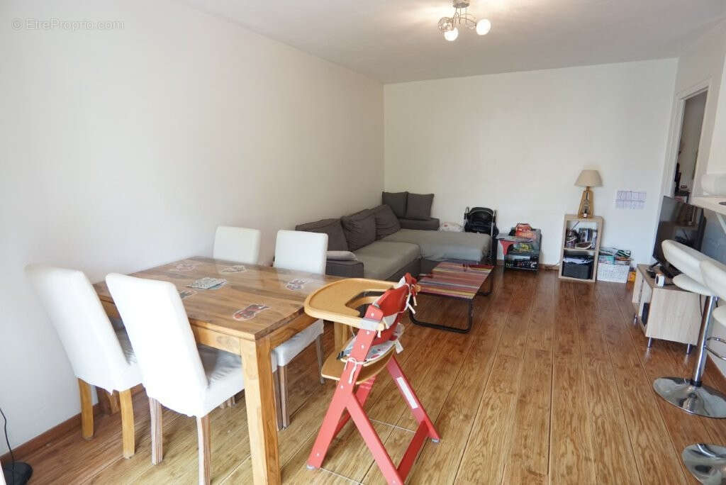 Appartement à PEYMEINADE