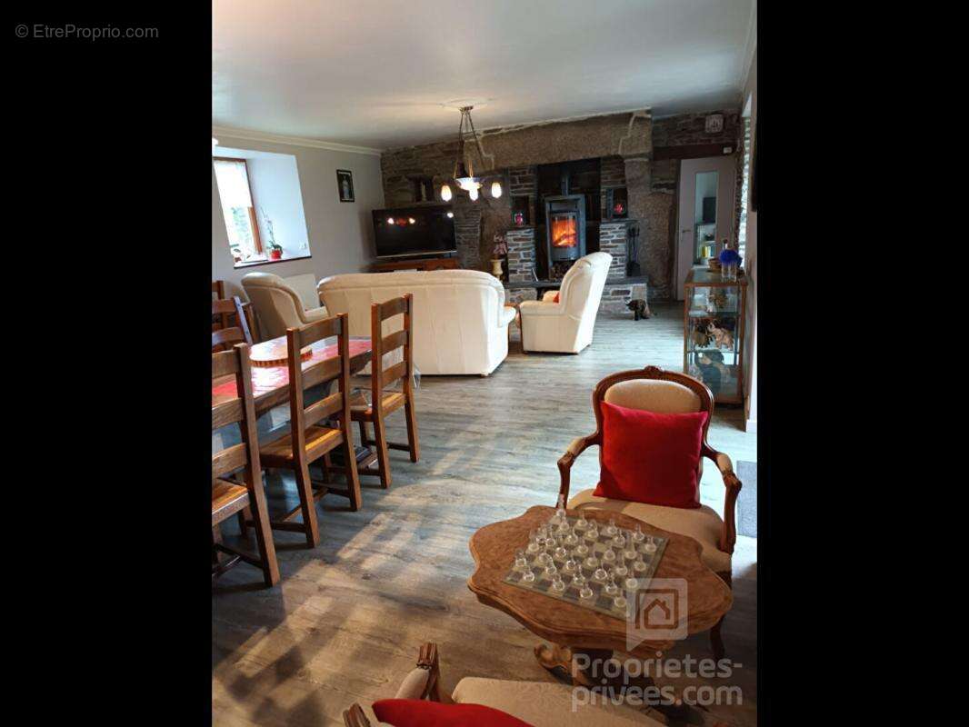 Maison à SAINT-IGEAUX