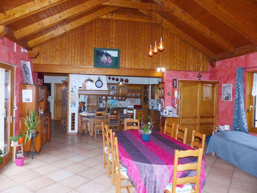 Maison à FAY-SUR-LIGNON