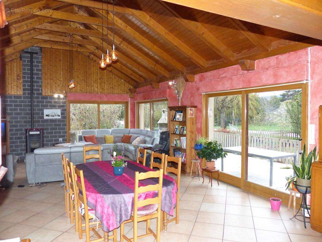 Maison à FAY-SUR-LIGNON