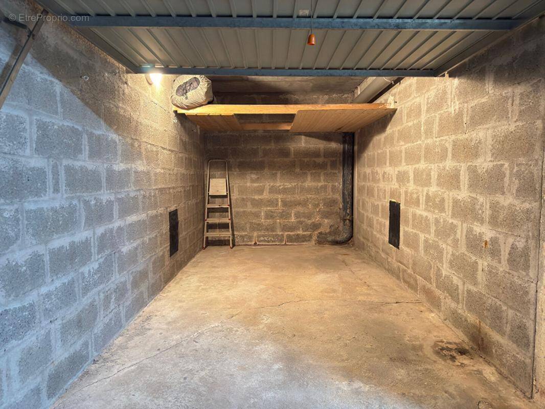 Parking à SAINT-PHILIBERT