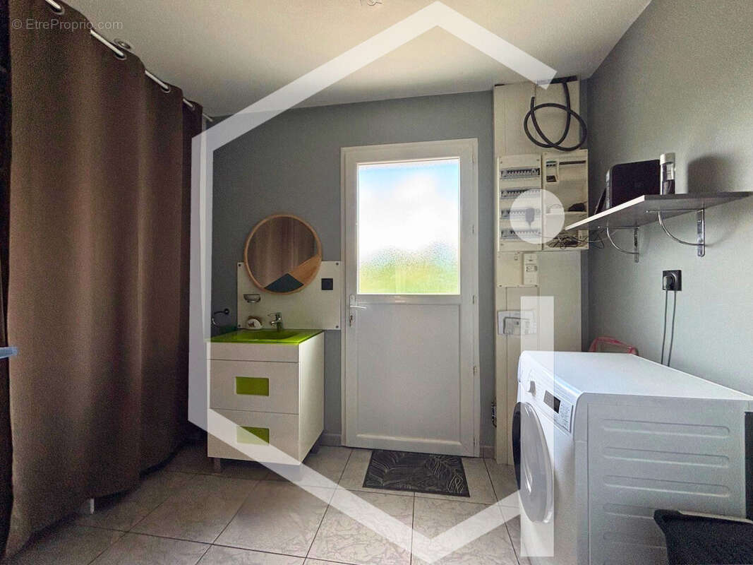 Maison à COSNE-COURS-SUR-LOIRE